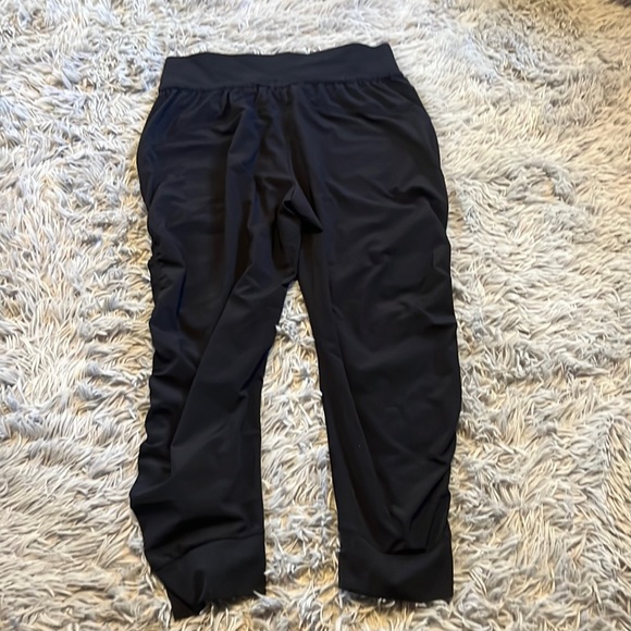 Black Athleta Cropped Jogger Pants - Picture 4 of 7